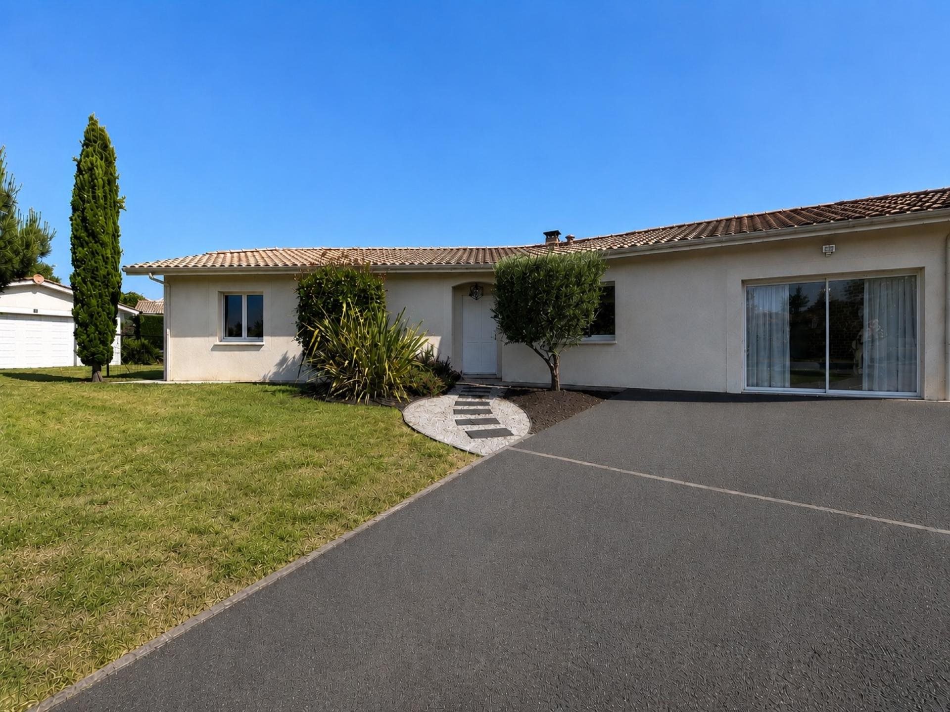 Maison à vendre, 120m², La Brède