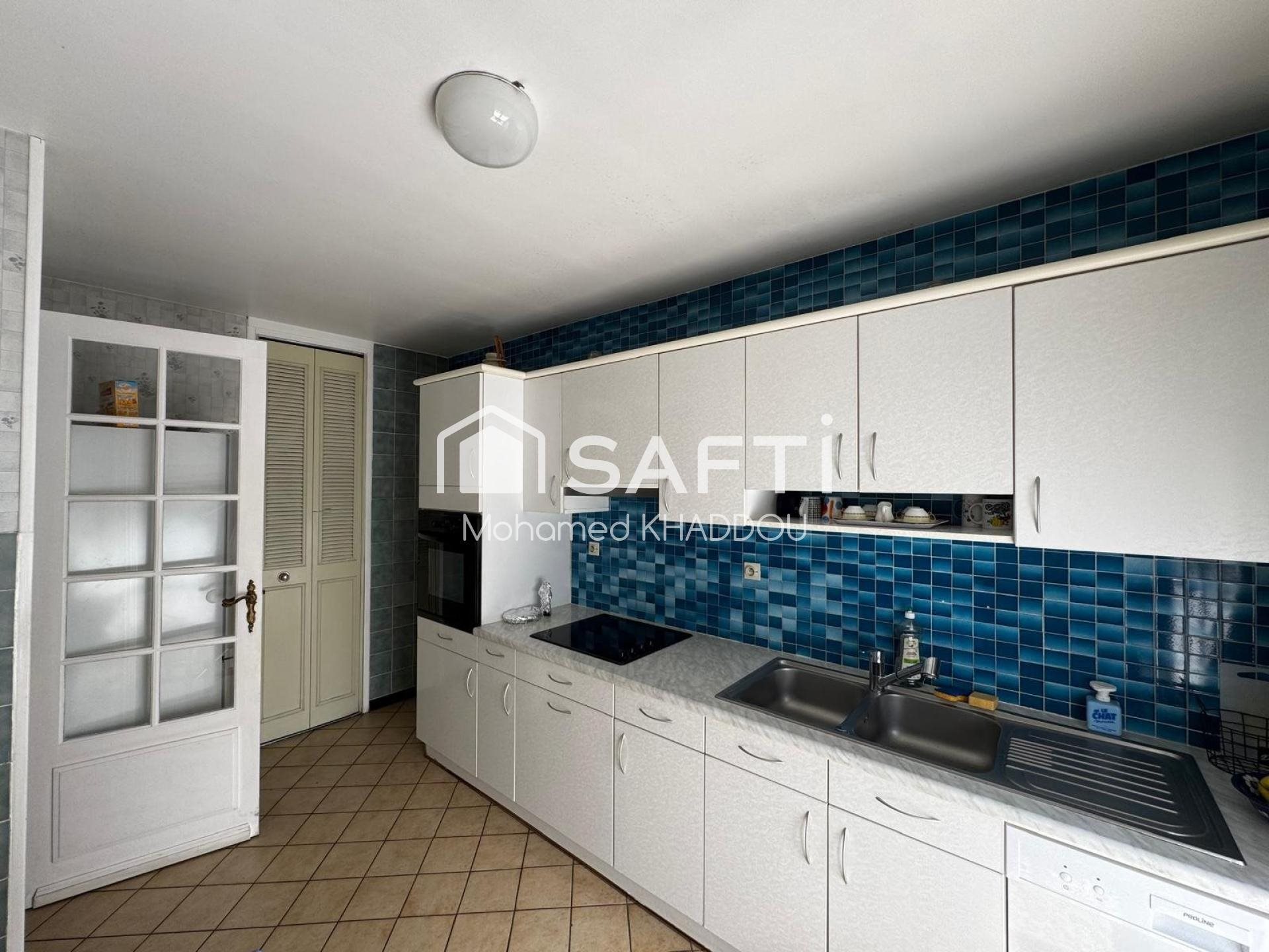 Maison à vendre, 135m², Le Mesnil-Saint-Denis