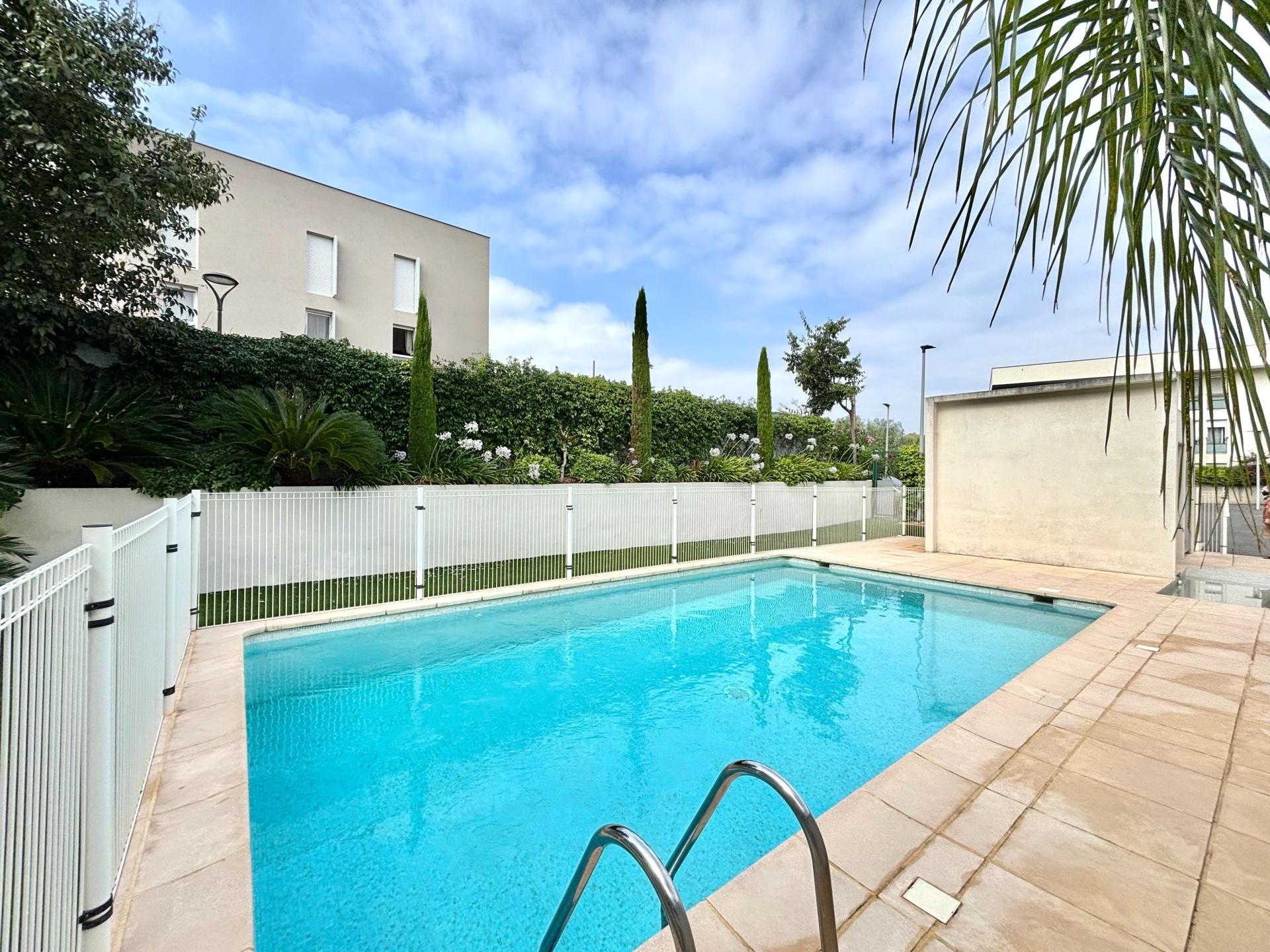 Appartement à vendre, 62m², Fréjus