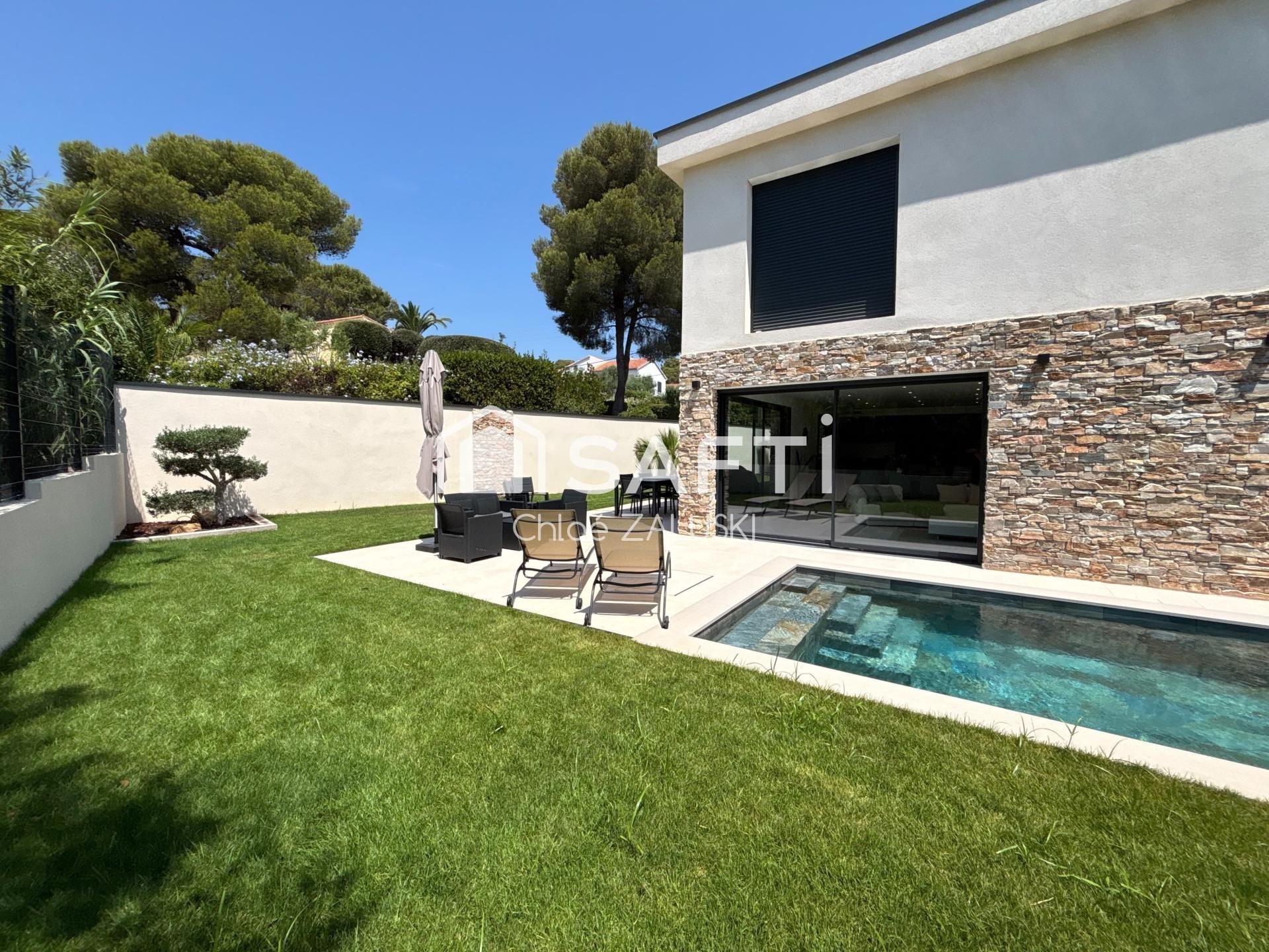 Maison à vendre, 155m², Saint-Raphaël