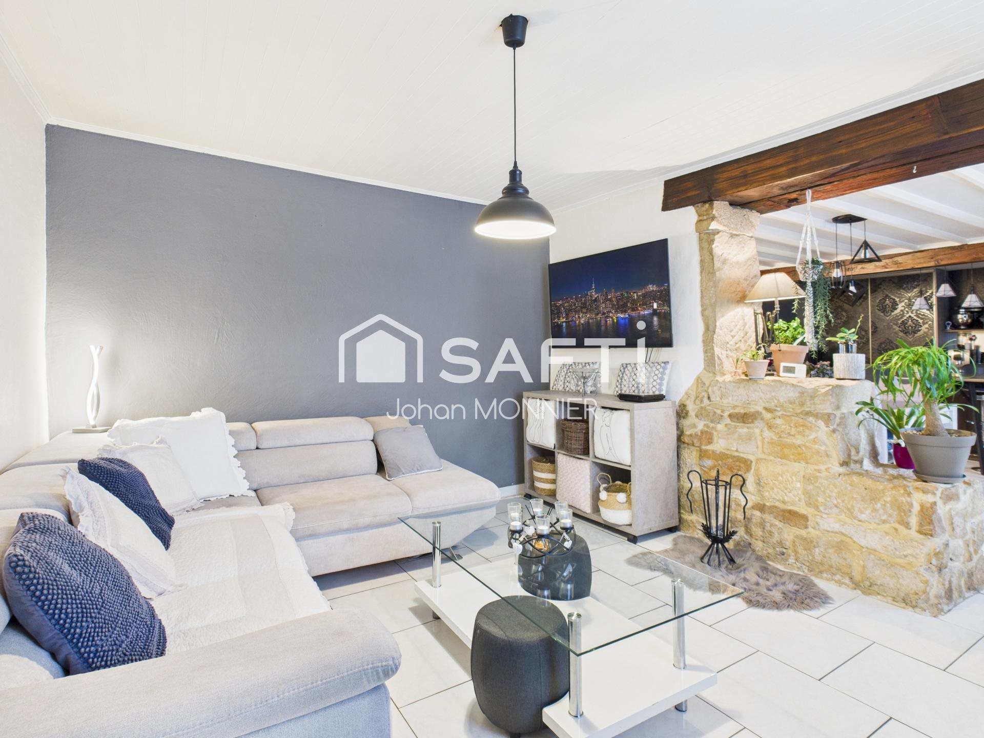 Maison à vendre, 185m², Fareins