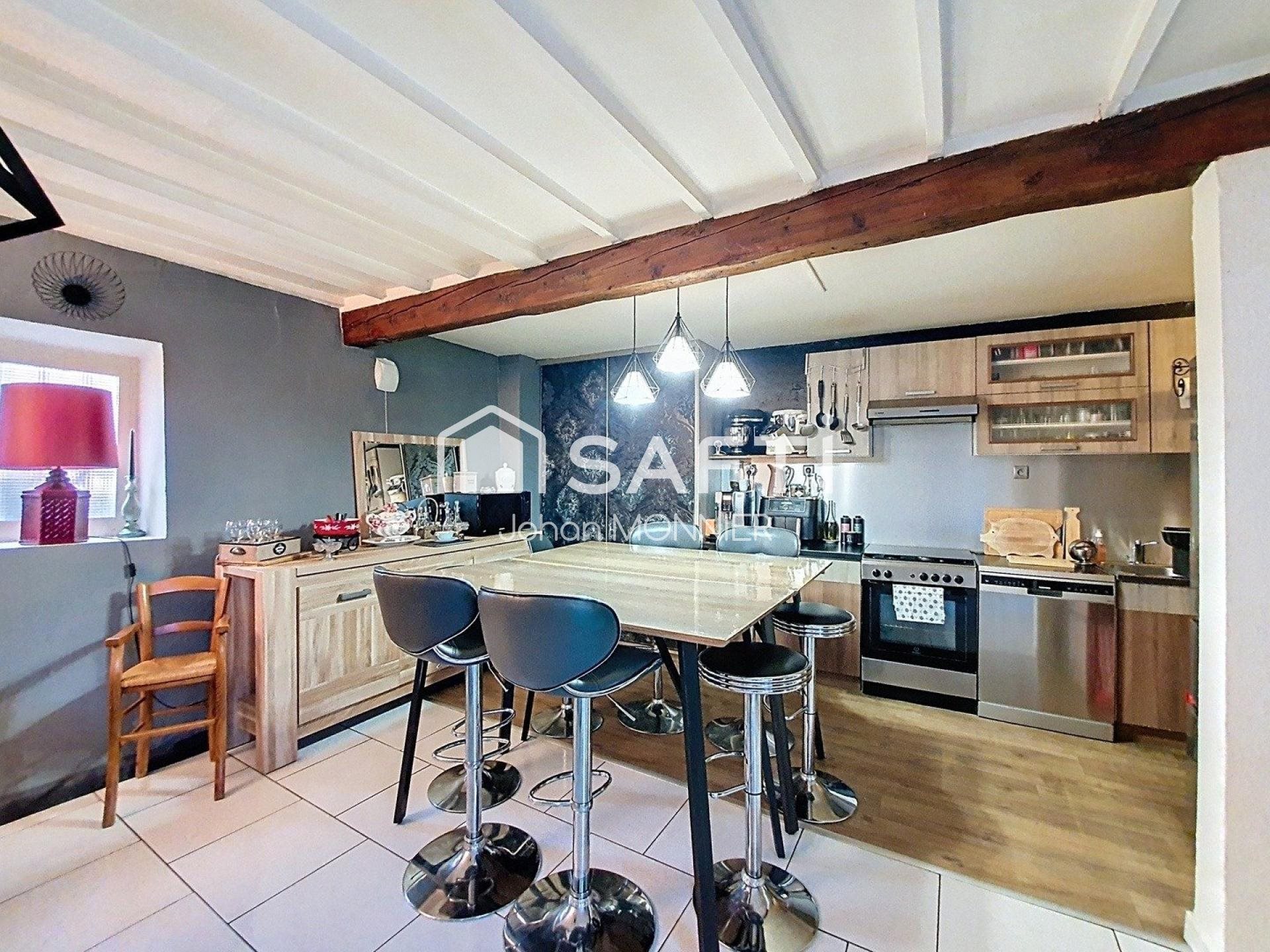 Maison à vendre, 185m², Fareins