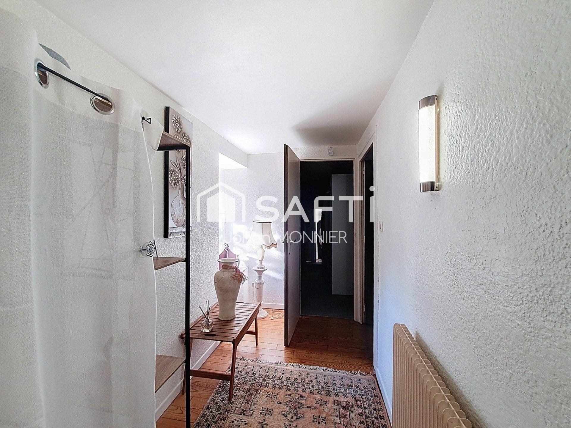Maison à vendre, 185m², Fareins