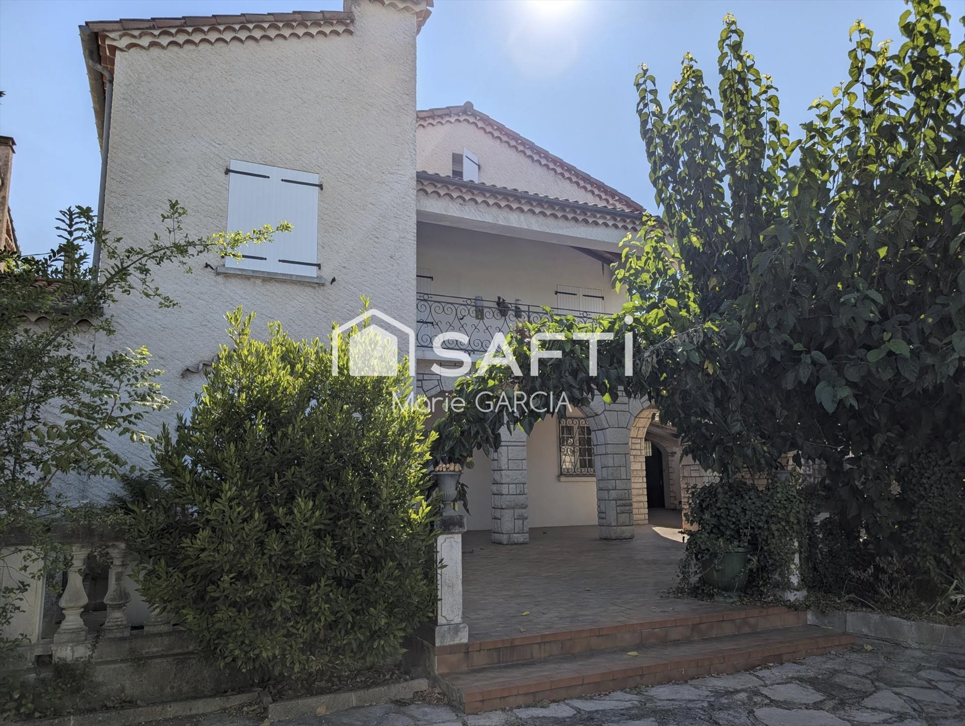 Maison à vendre, 837m², Saint-Hilaire-de-Brethmas