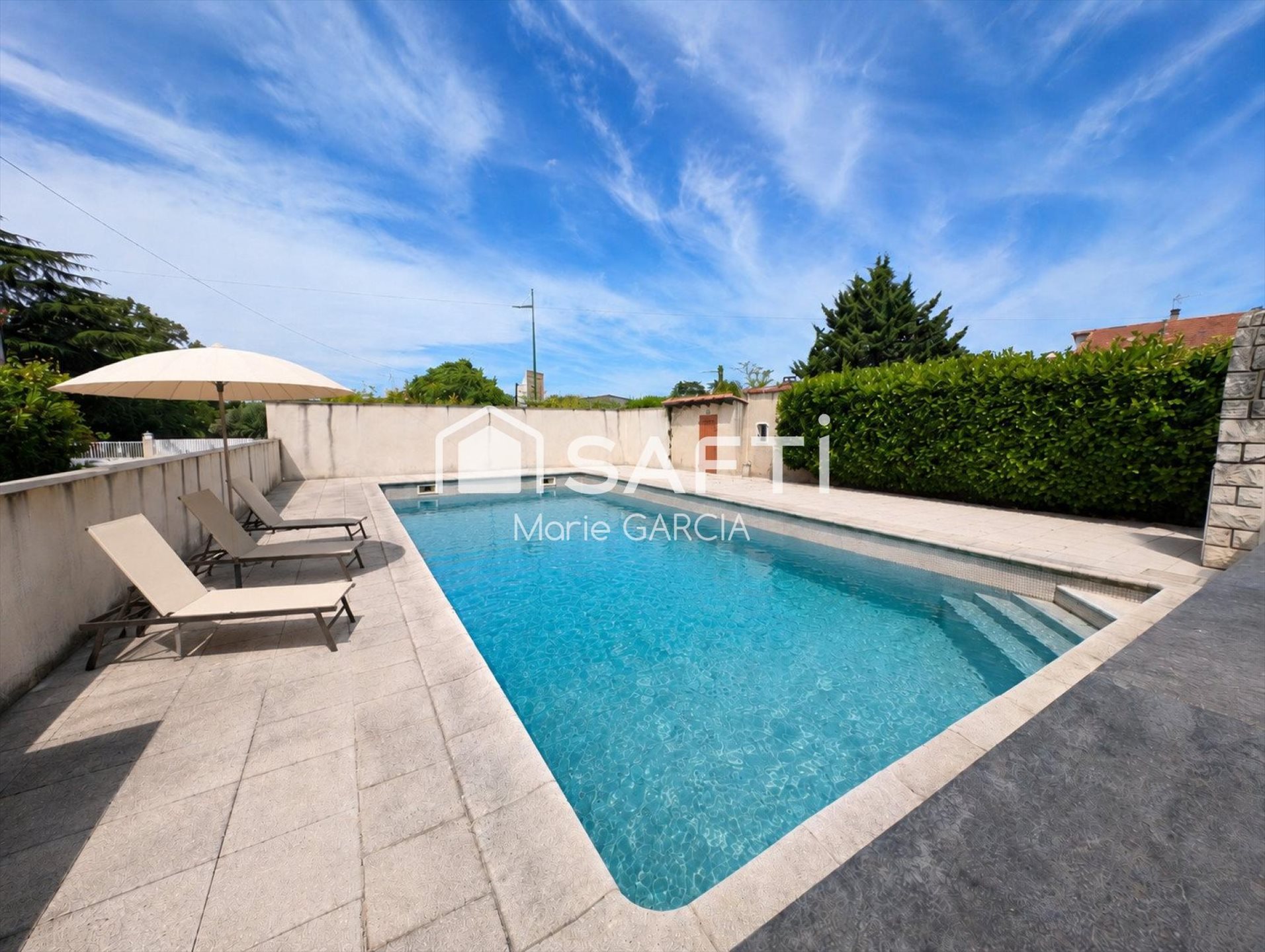 Maison à vendre, 837m², Saint-Hilaire-de-Brethmas