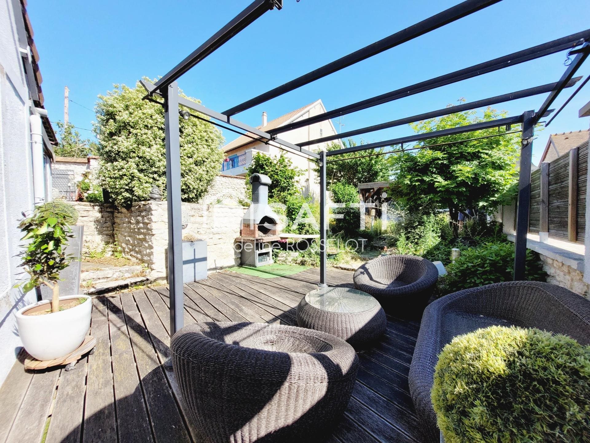 Maison à vendre, 142m², Bueil