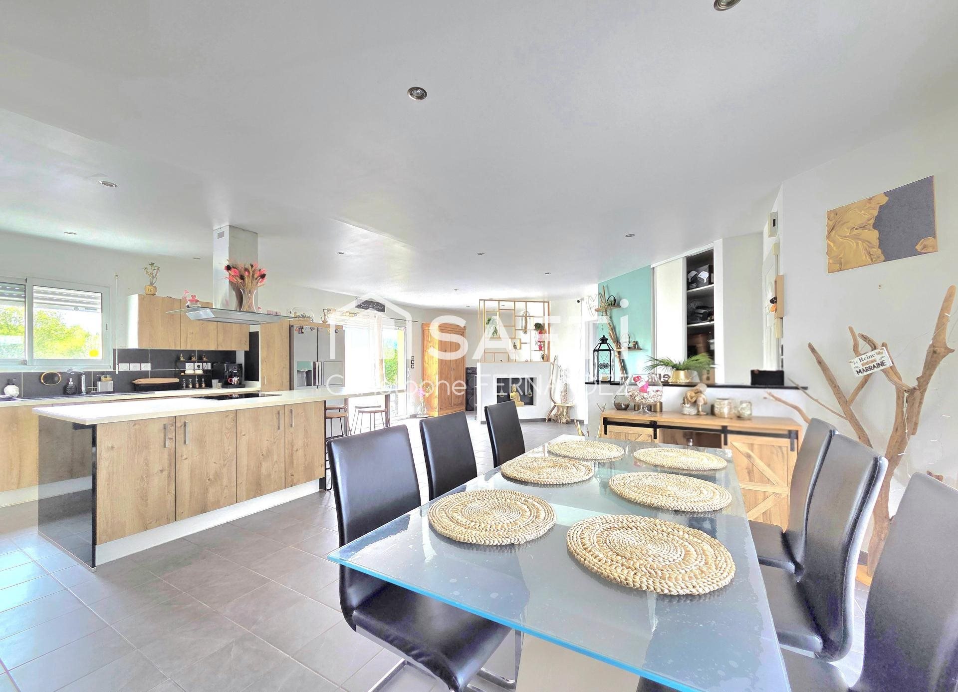 Maison à vendre, 123m², Cartelègue