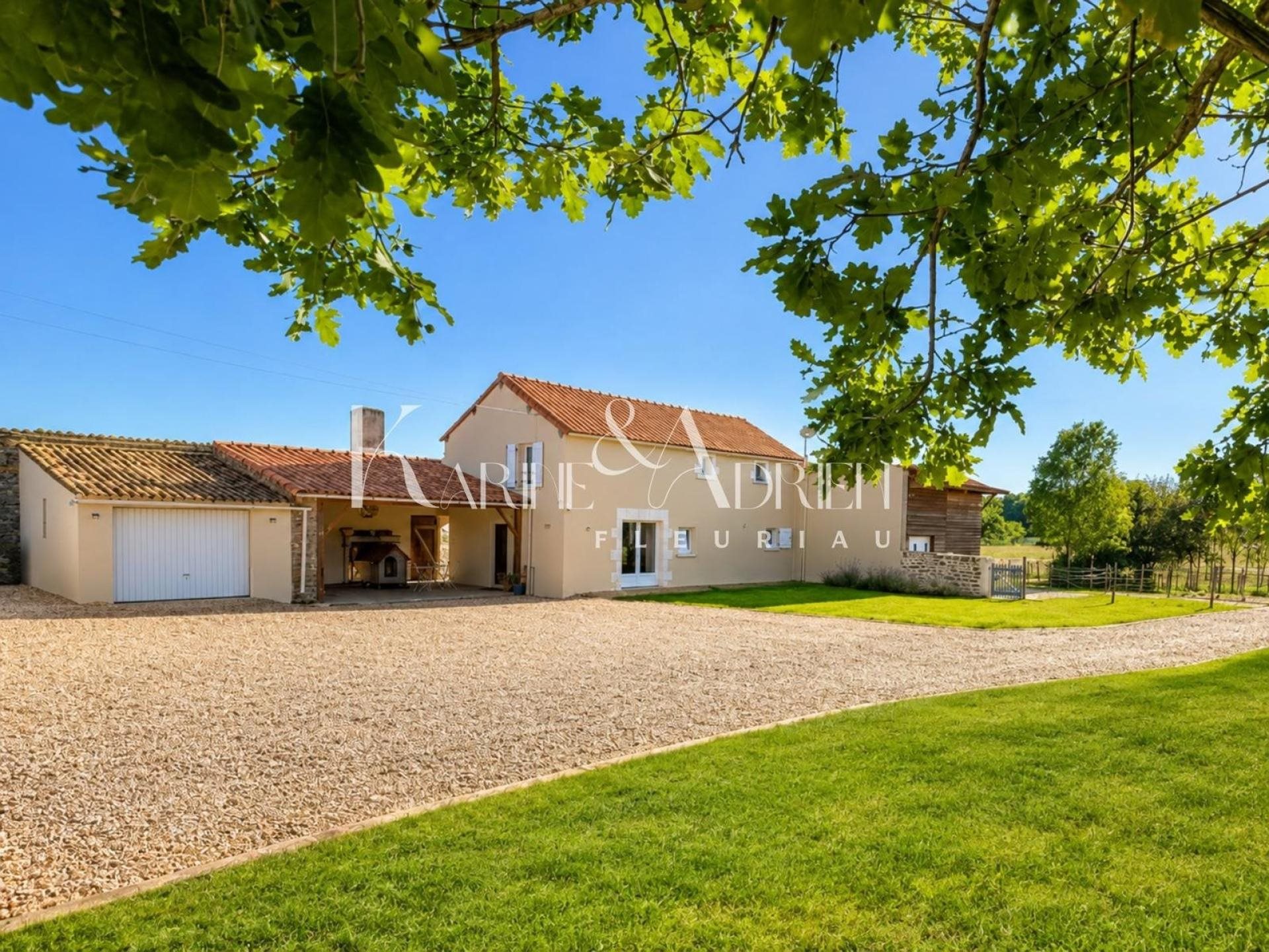 Maison à vendre, 91m², Puy-de-Serre