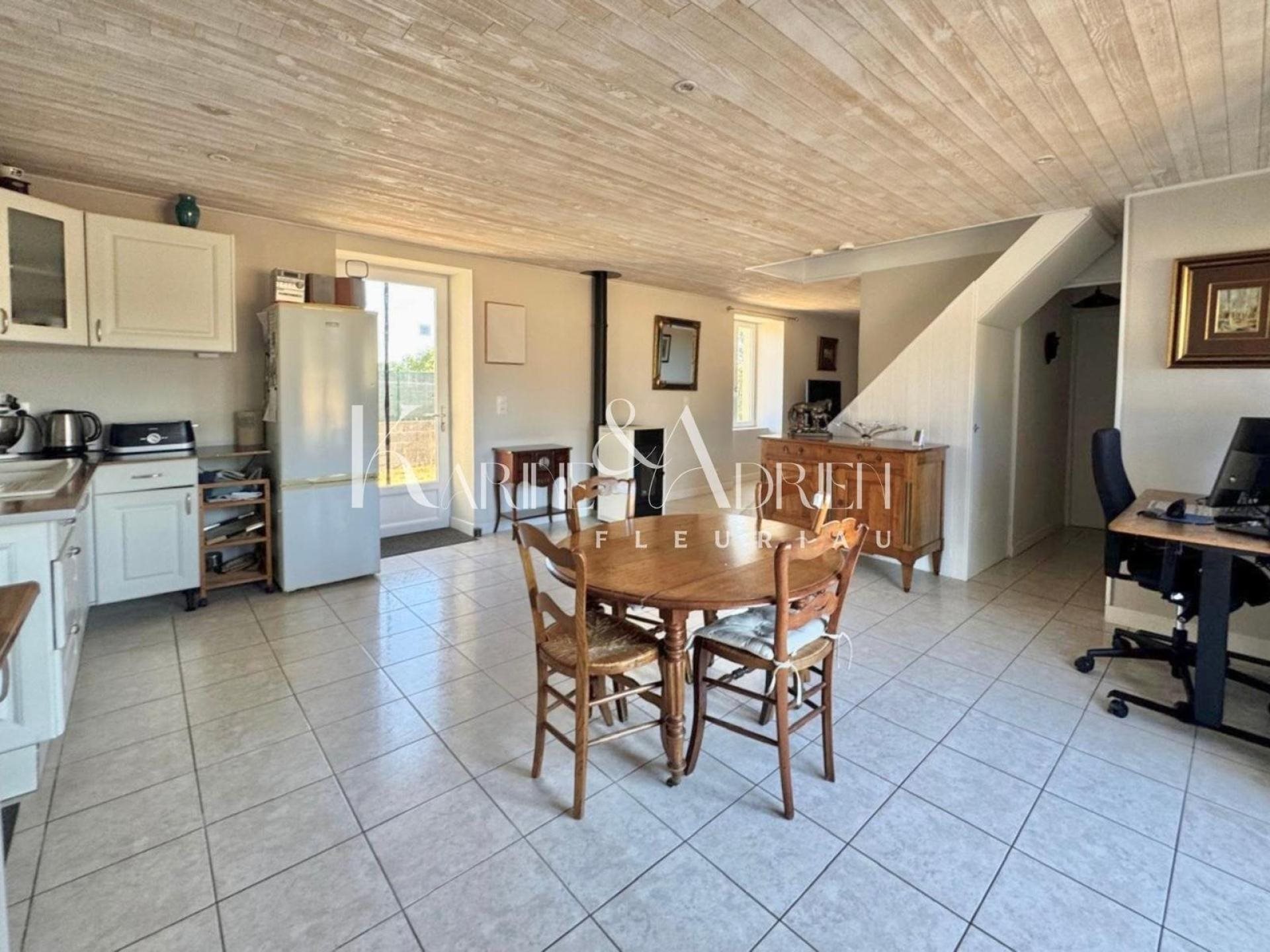 Maison à vendre, 91m², Puy-de-Serre