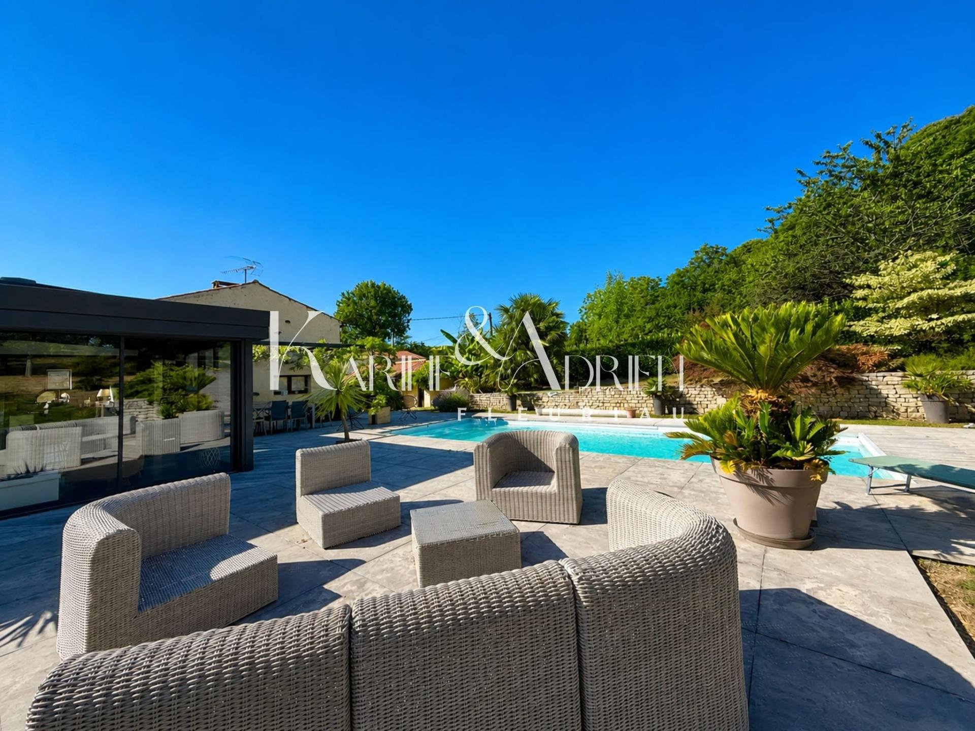 Maison à vendre, 246m², Saint-Cyr-des-Gâts
