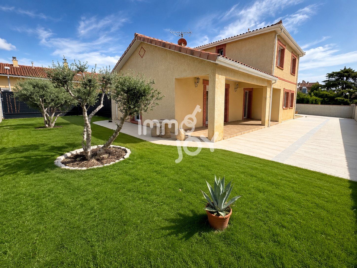 Maison à vendre, 165m², Frouzins