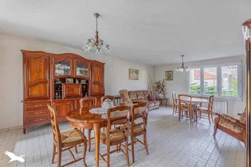 Maison à vendre, 136m², Sainte-Maure-de-Touraine