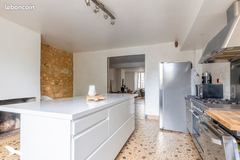 Maison à vendre, 242m², Argenton-sur-Creuse