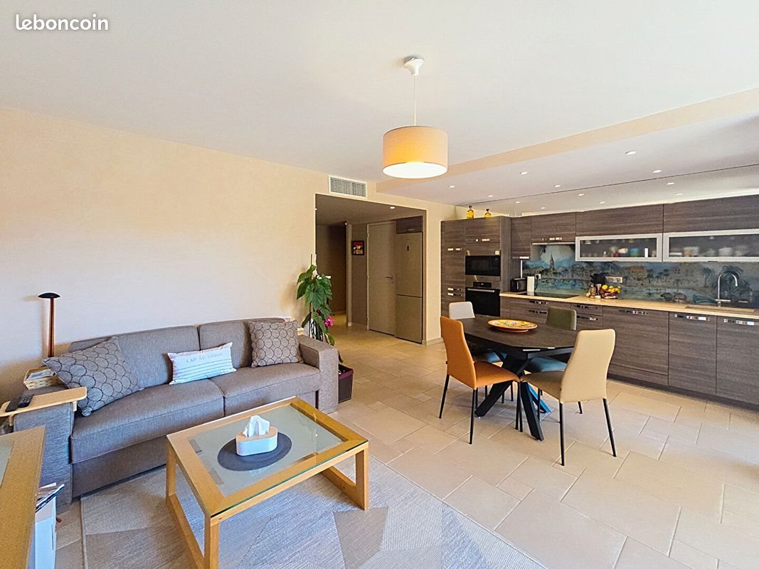 Appartement à vendre, 75m², Sanary-sur-Mer