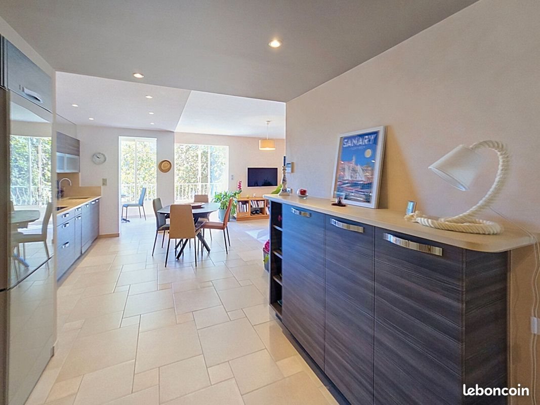 Appartement à vendre, 75m², Sanary-sur-Mer