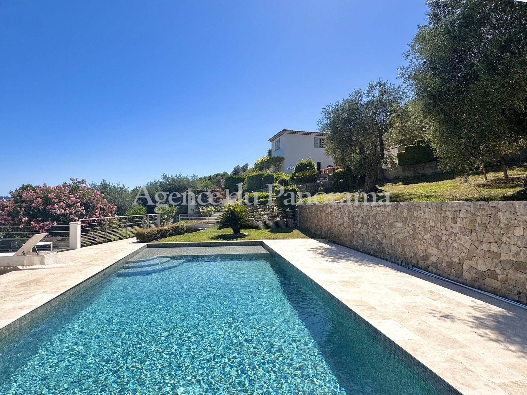 Maison à vendre, 197m², Grasse