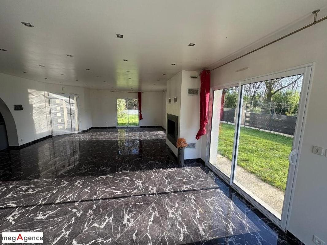 Maison à vendre, 176m², La Chevrolière