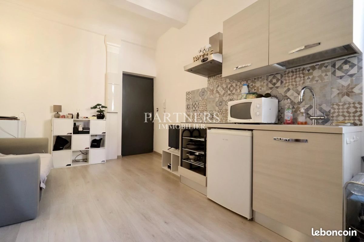 Appartement à louer, 28m², Aix-en-Provence