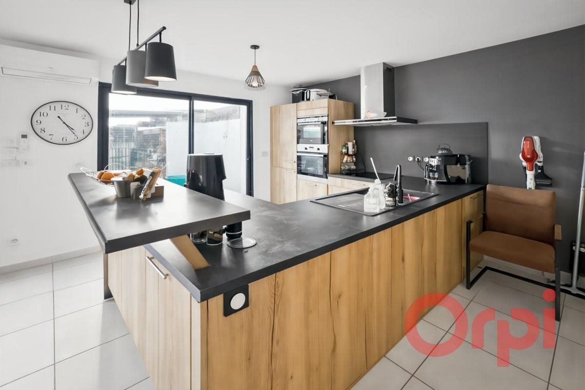 Maison à vendre, 121m², Saint-Thibéry