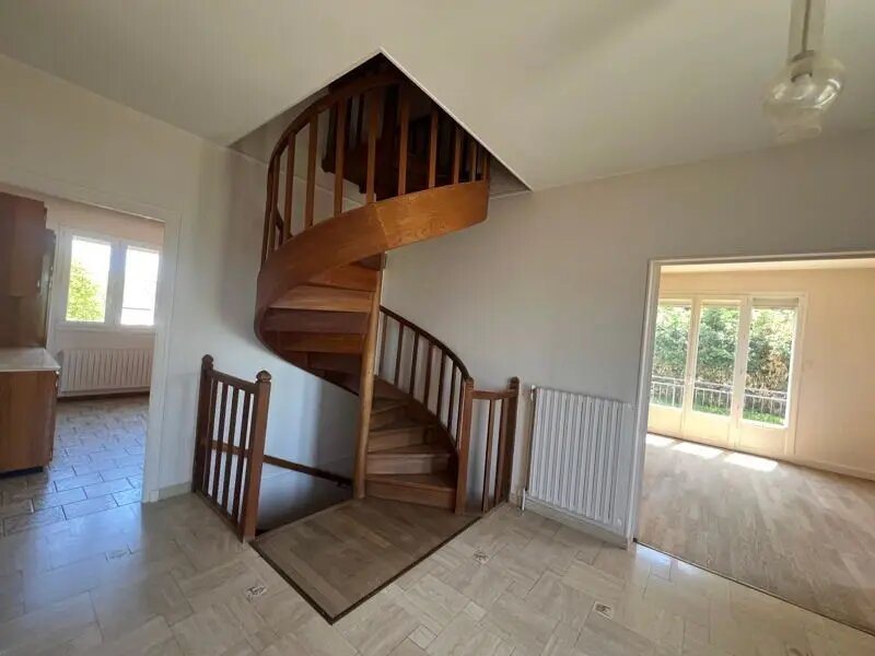 Maison à vendre, 214m², Saint-Amand-Montrond