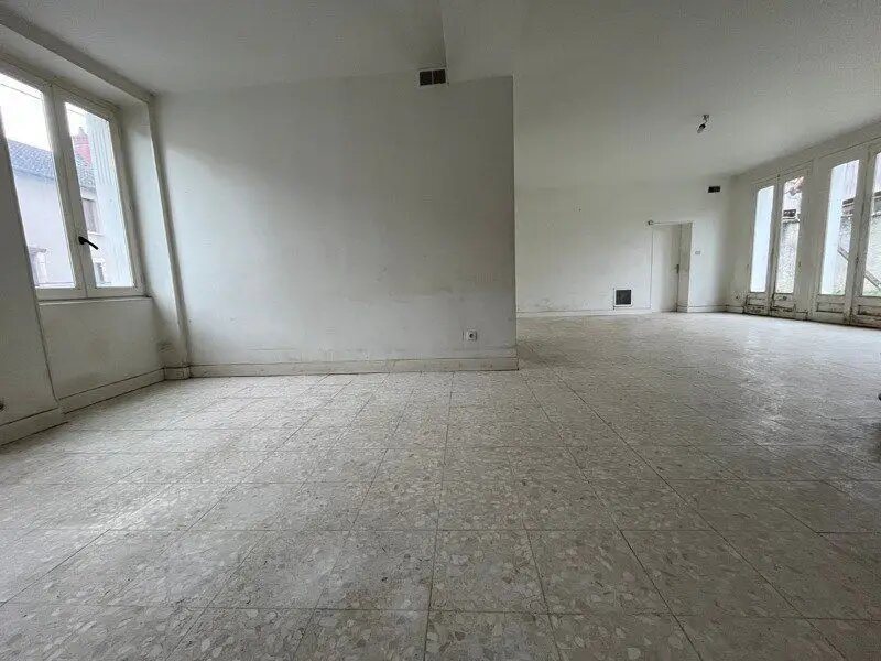 Maison à vendre, 121m², Saint-Amand-Montrond