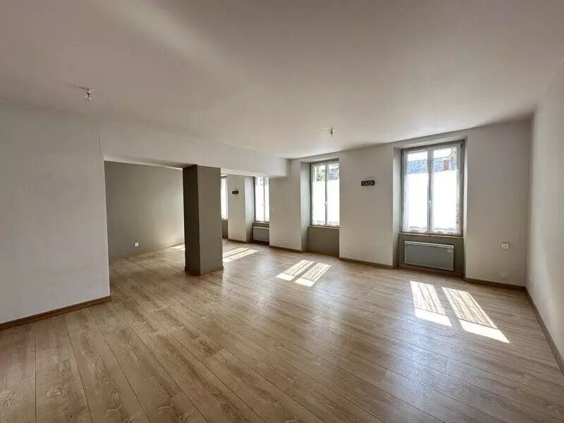 Appartement à vendre, 142m², Saint-Florent-sur-Cher