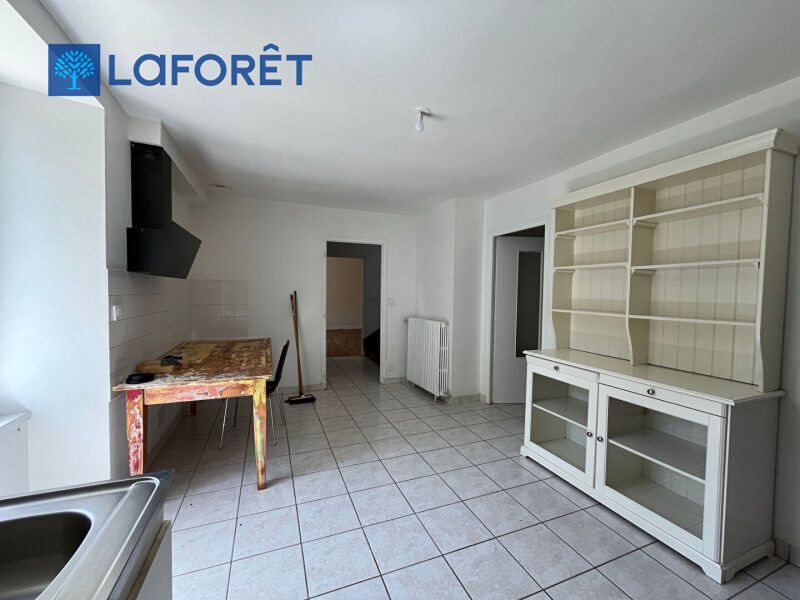 Maison à louer, 109m², Melrand