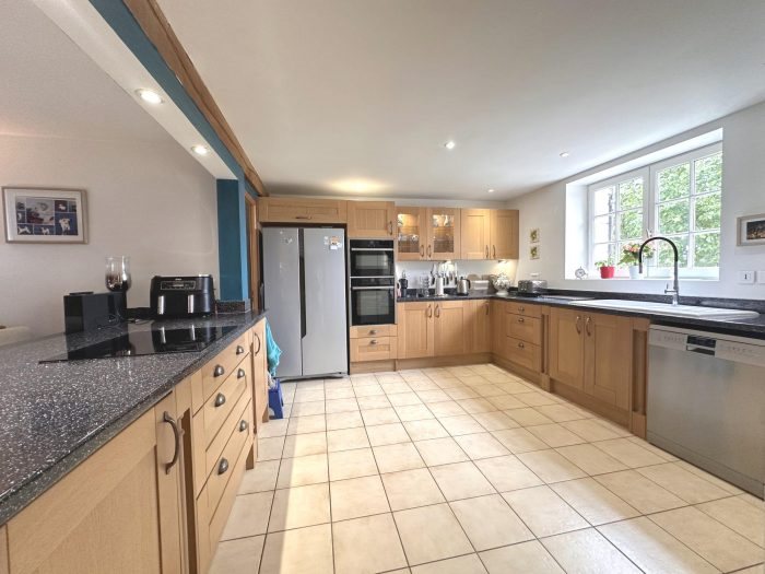 Maison à vendre, 260m², Lalandusse