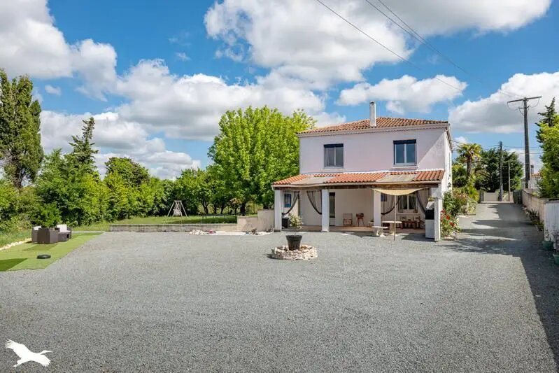 Maison à vendre, 161m², Saint-Jean-d'Angély
