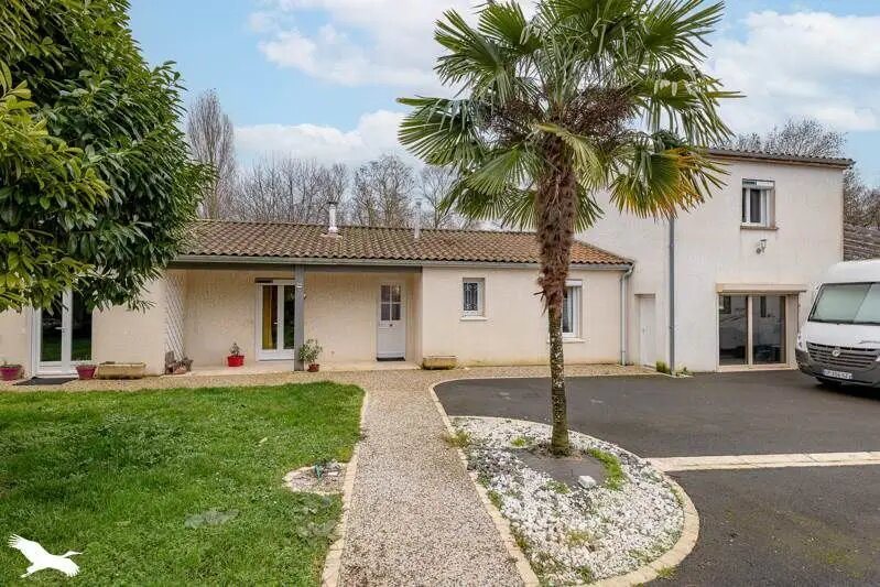 Maison à vendre, 178m², La Vergne