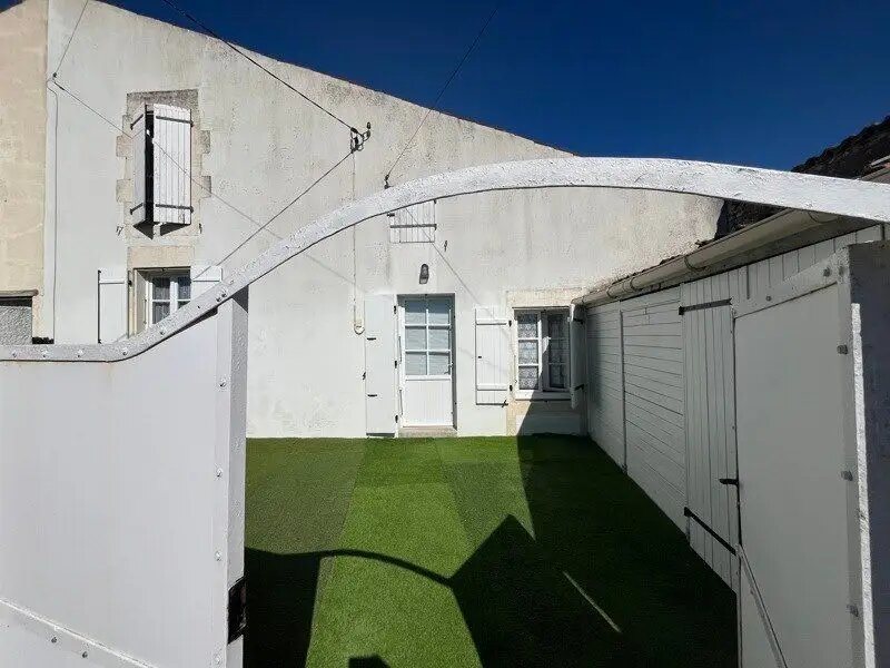 Maison à vendre, 67m², Lozay