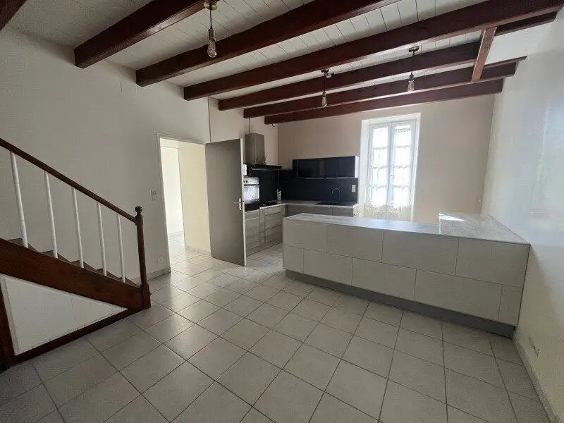 Maison à vendre, 67m², Lozay