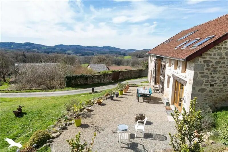 Maison à vendre, 210m², Saint-Amand-Jartoudeix