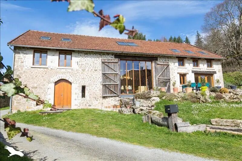 Maison à vendre, 210m², Saint-Amand-Jartoudeix