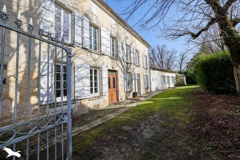 Maison à vendre, 342m², Barbezieux-Saint-Hilaire