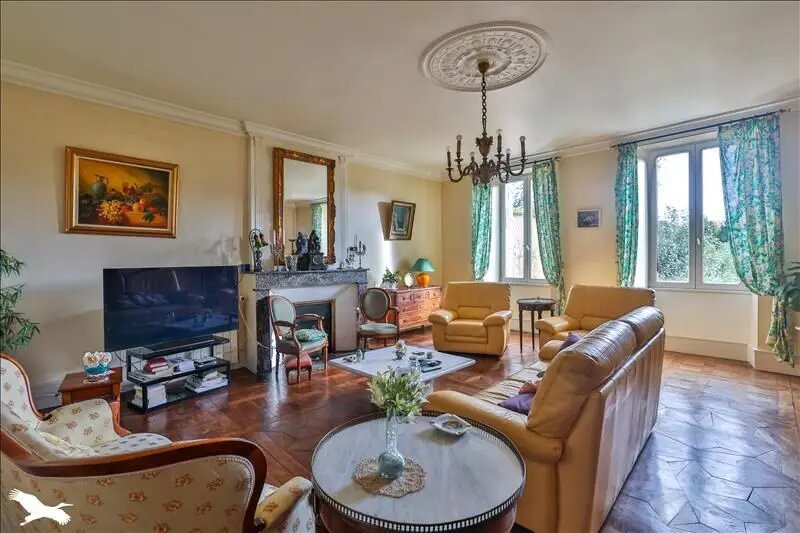 Maison à vendre, 345m², Barbezieux-Saint-Hilaire