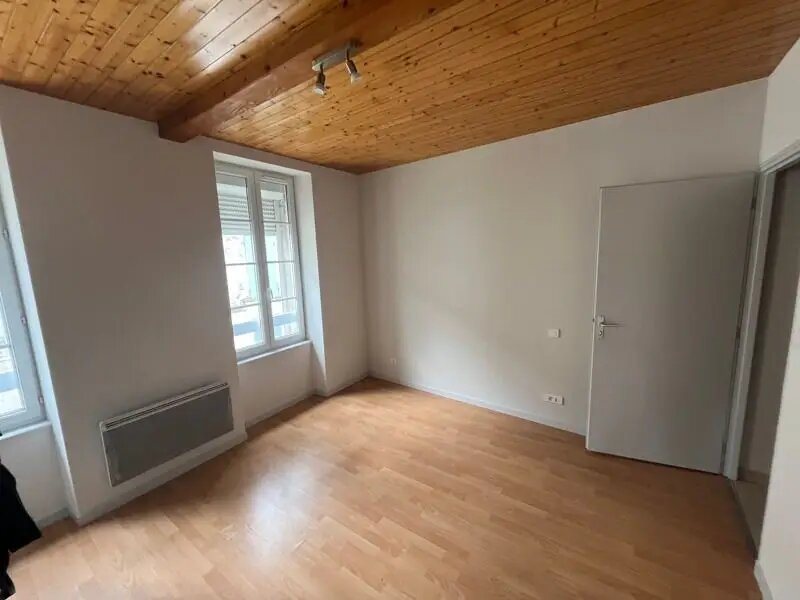 Appartement à vendre, 266m², Barbezieux-Saint-Hilaire