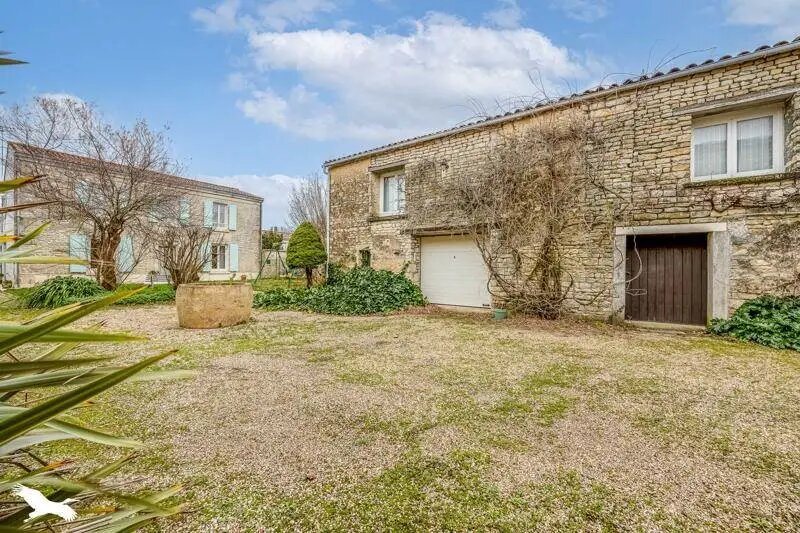 Maison à vendre, 136m², Saint-Hilaire-la-Palud