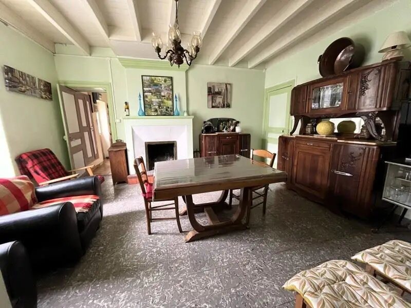 Maison à vendre, 245m², Saint-Hilaire-la-Palud