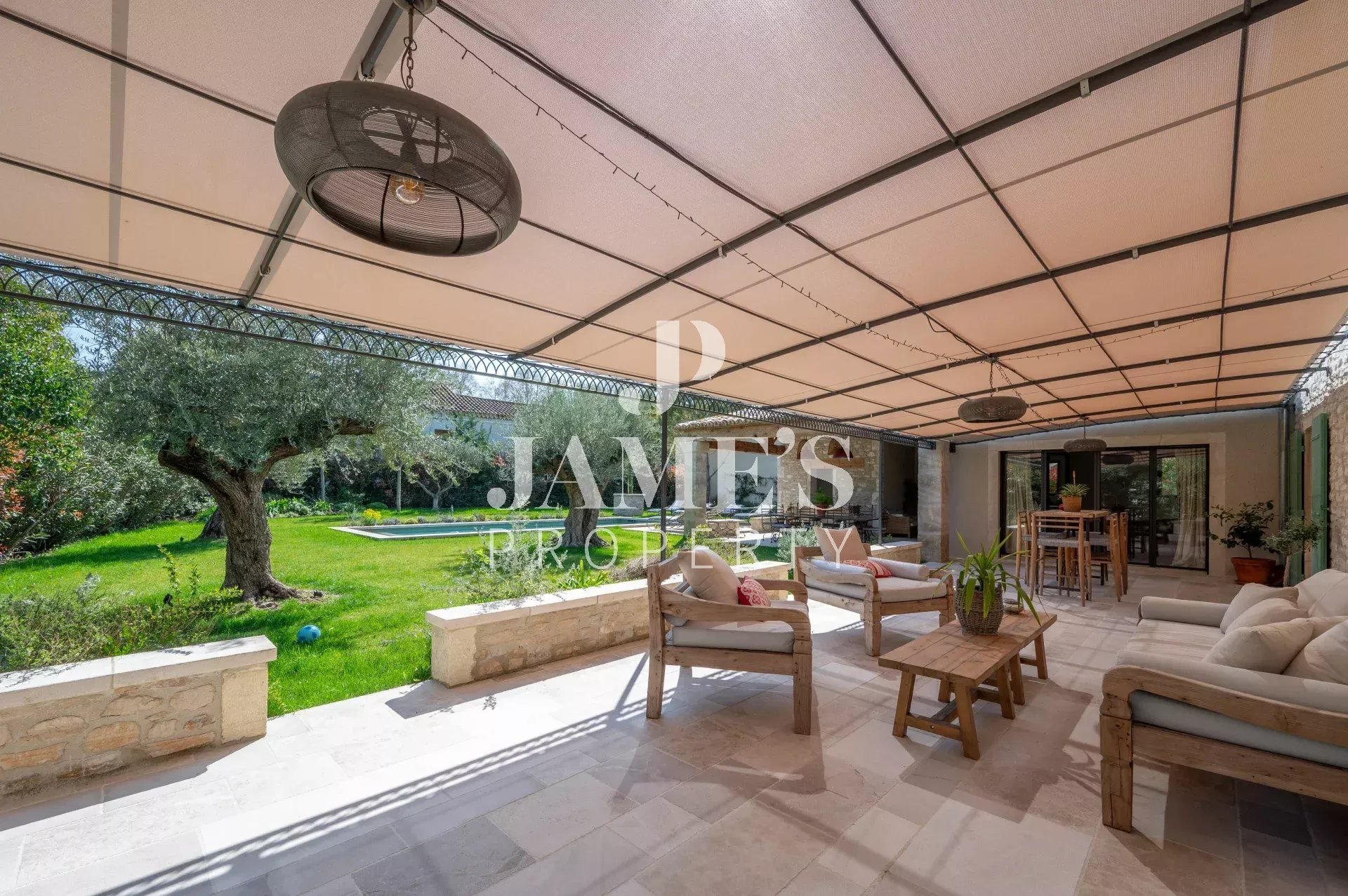 Maison à vendre, 250m², Saint-Rémy-de-Provence