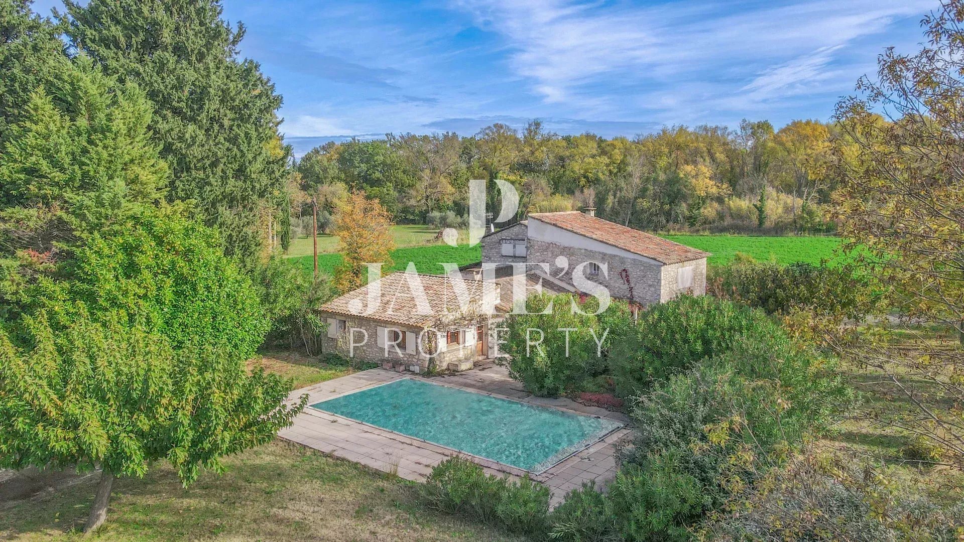 Maison à vendre, 250m², Eygalières