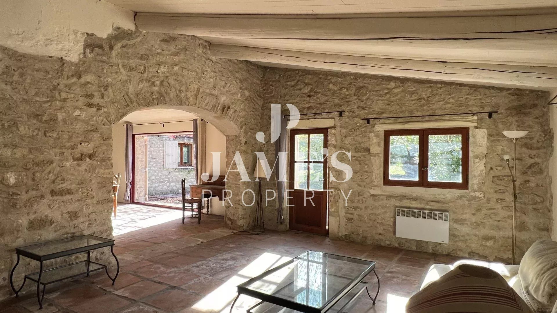 Maison à vendre, 250m², Eygalières