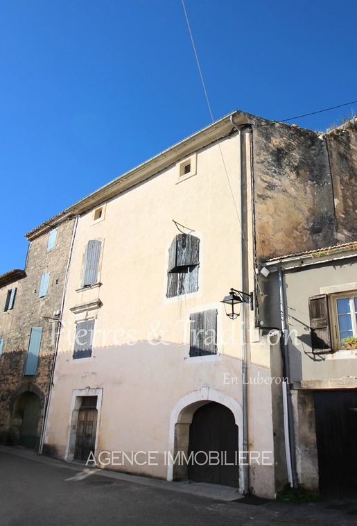 Maison 5 pièces 175 m² · à Lacoste · 175 m² · 318 000 €