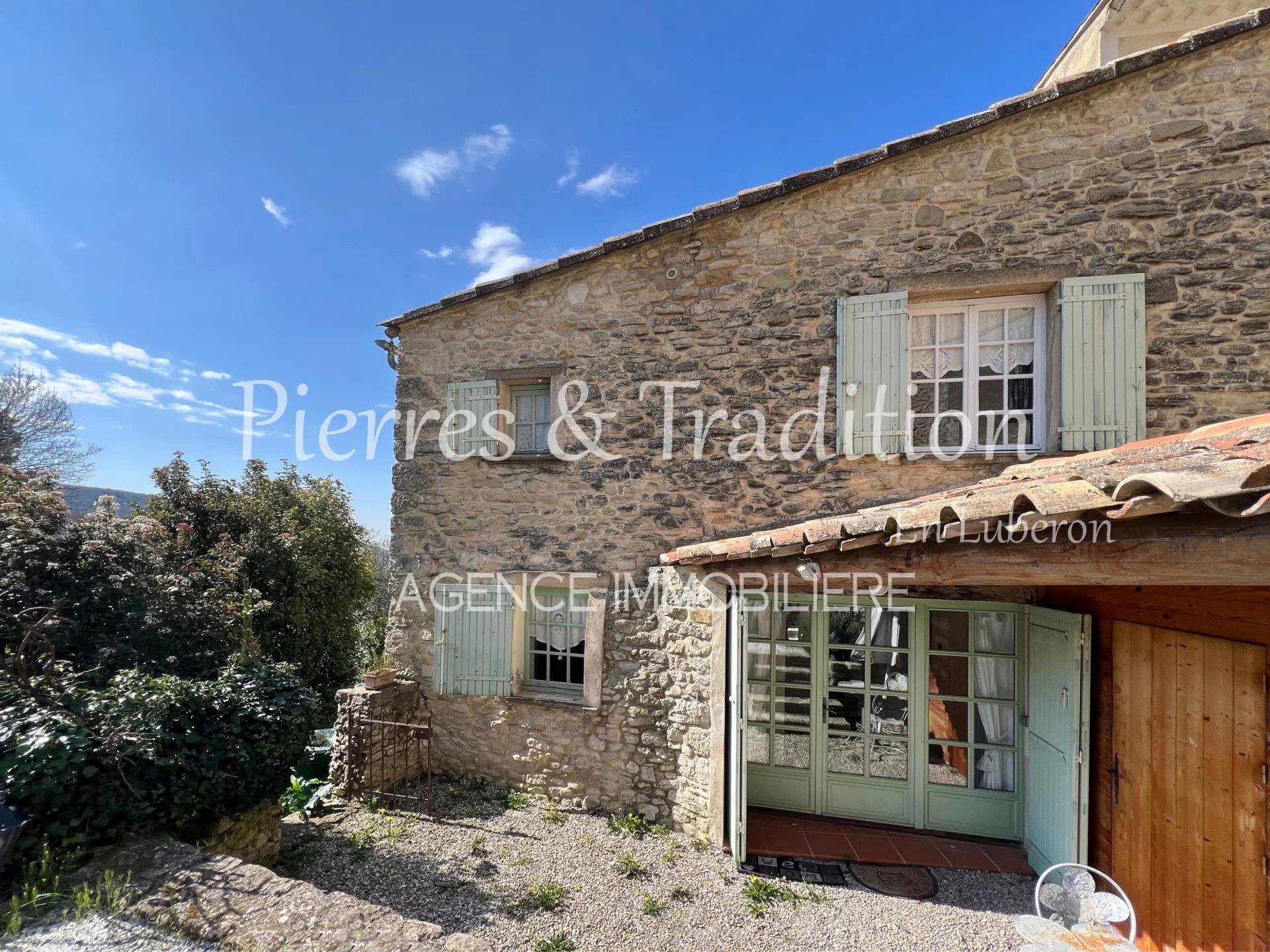 Maison à vendre, 117m², Saignon