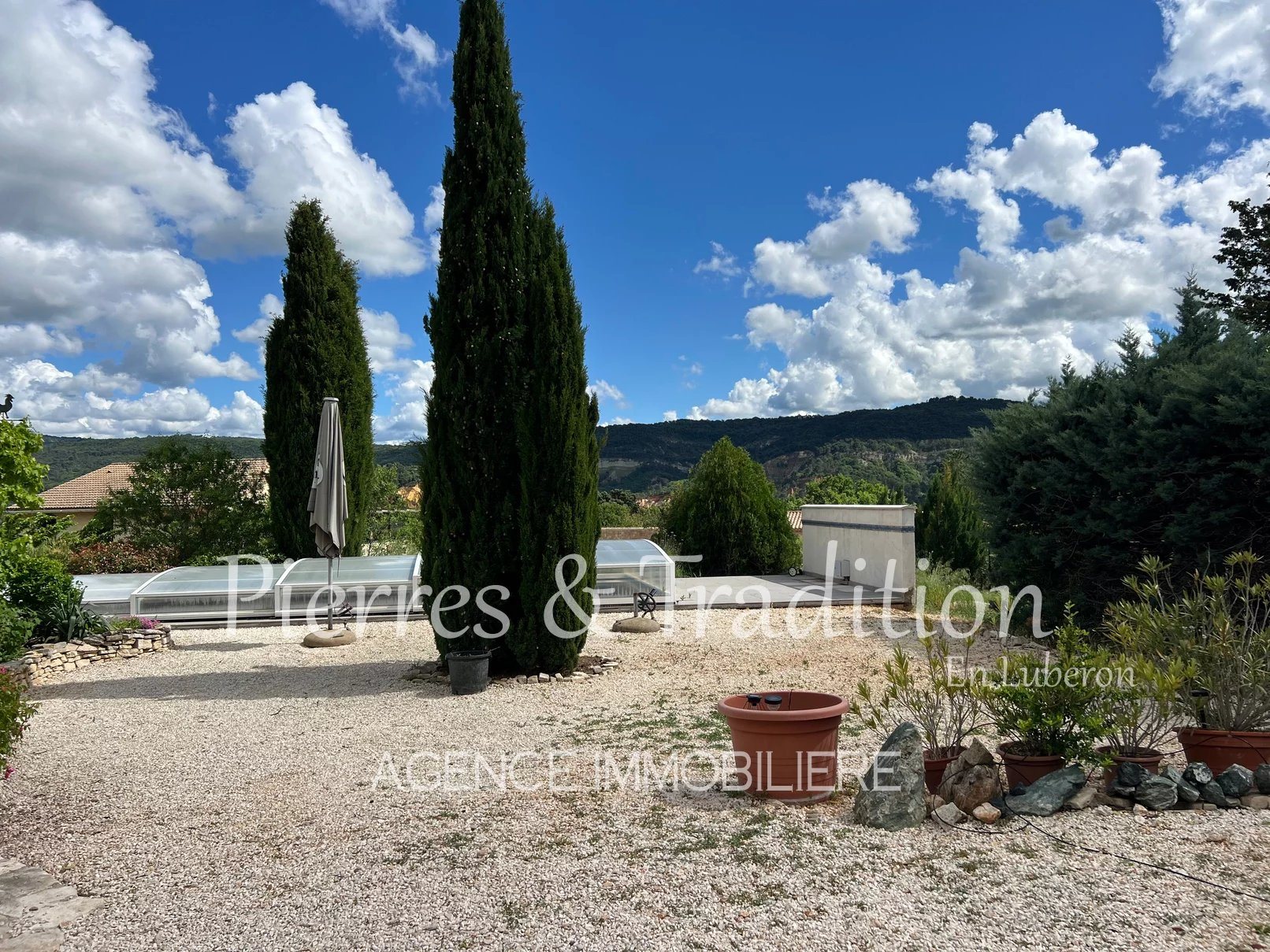 Maison à vendre, 190m², Rustrel
