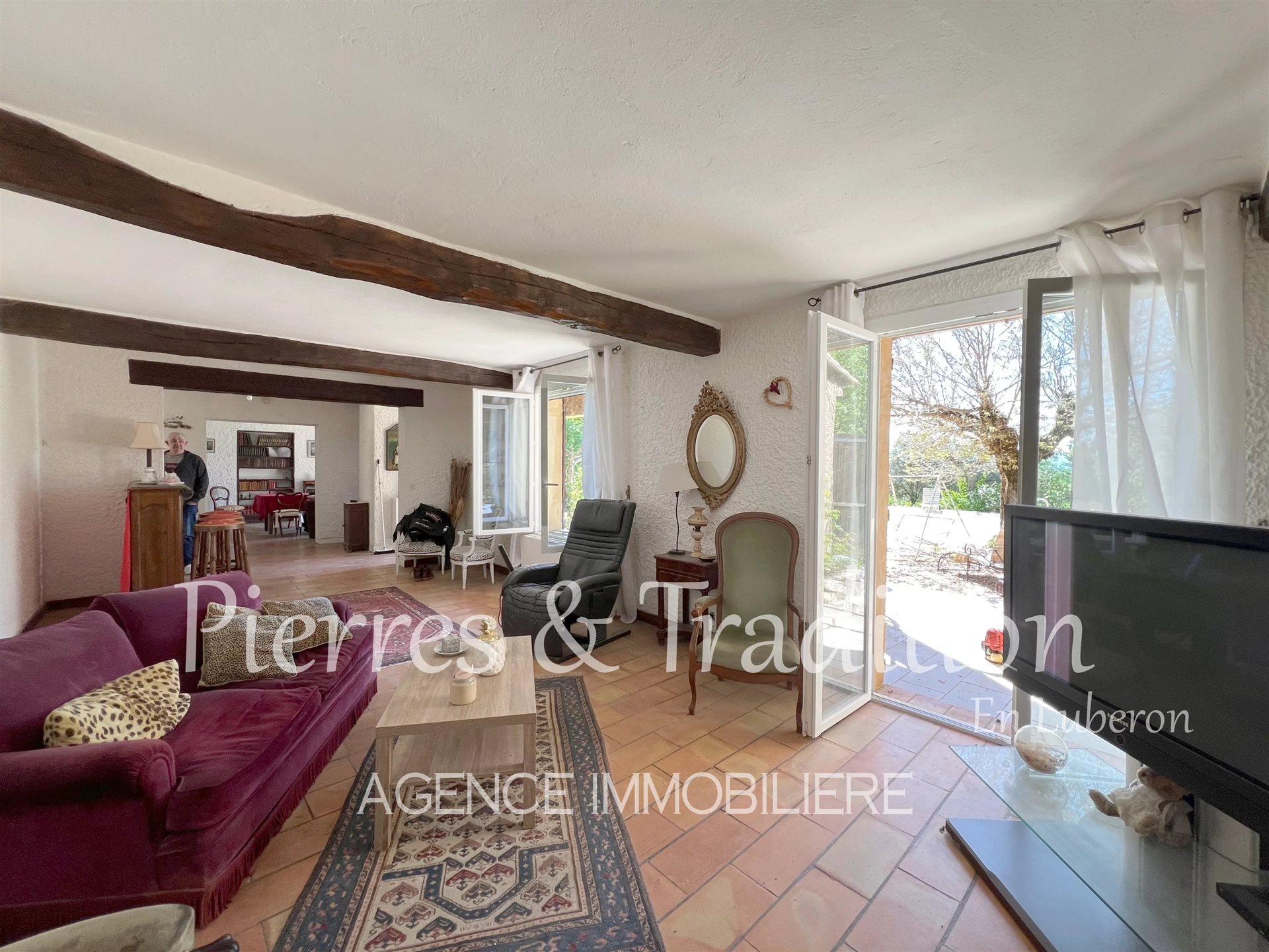 Maison à vendre, 229m², Saint-Saturnin-lès-Apt