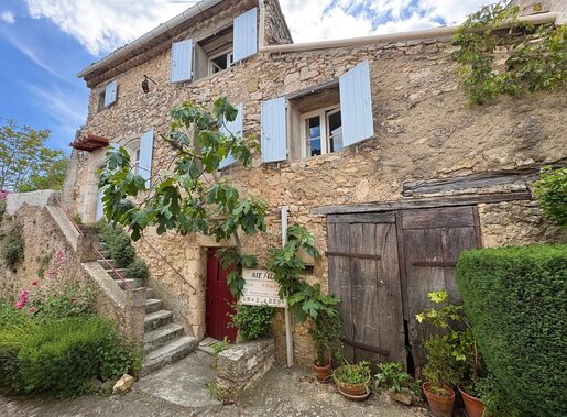 Maison 5 pièces 117 m² · à Simiane-la-Rotonde · 117 m² · 195 000 €
