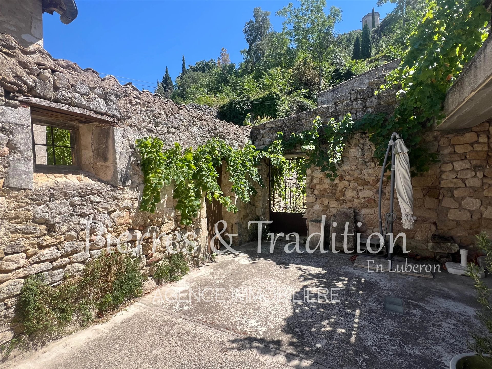Maison à vendre, 79m², Oppède