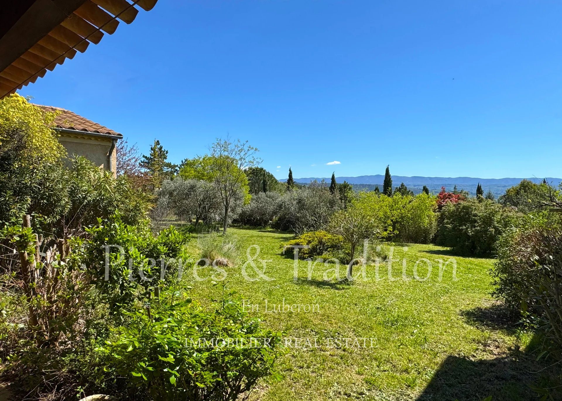 Maison à vendre, 223m², Saint-Saturnin-lès-Apt