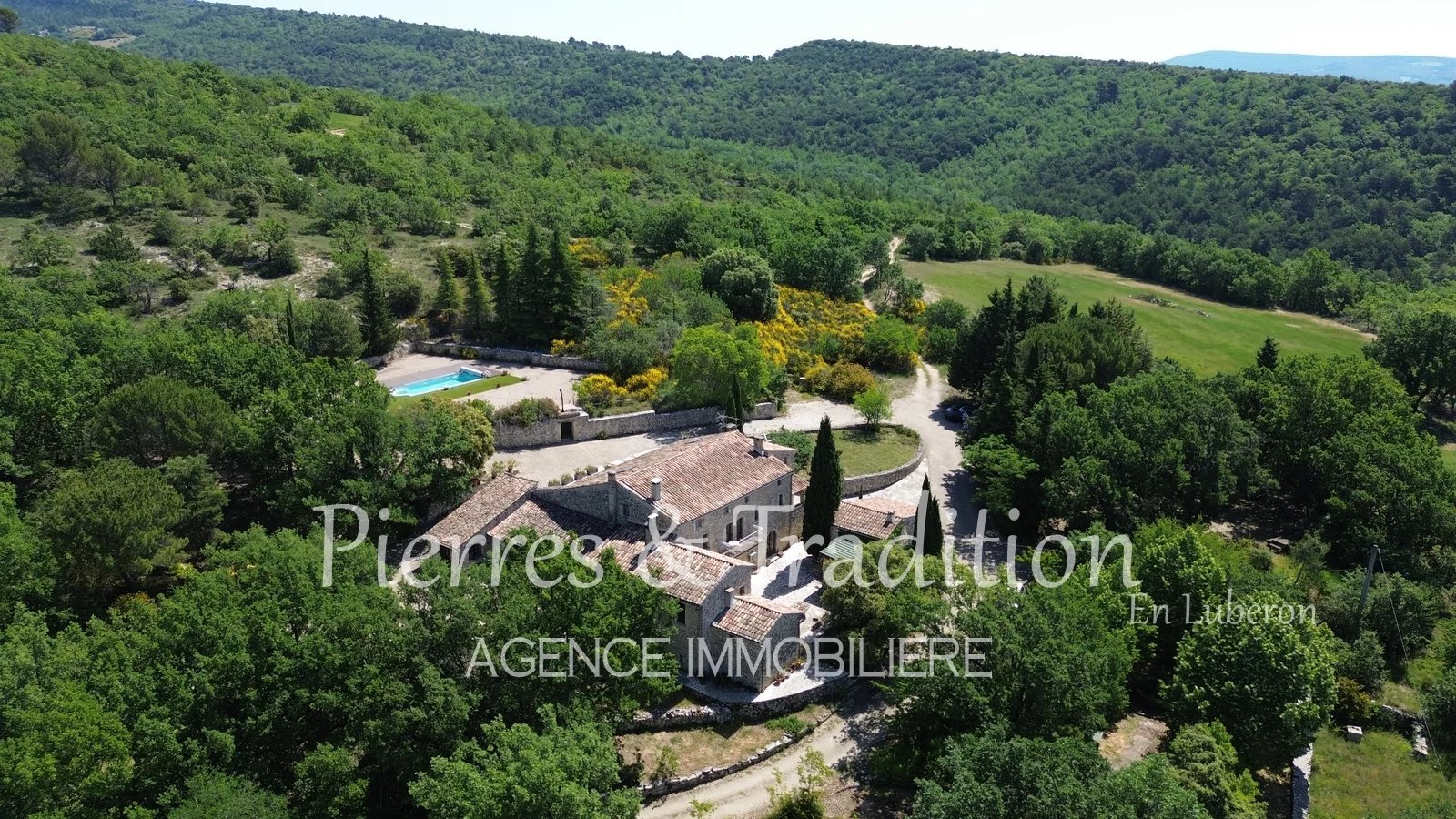 Maison à vendre, 482m², Reillanne